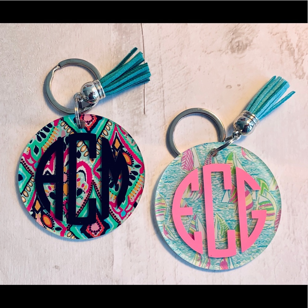 Monogram acrylic keychains - Picture 5 of 7